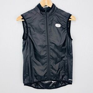 New Sugoi Black Light Weight Packable Windbreaker Athletic Cycling Outdoor Vest